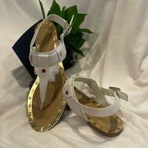 Karl Lagerfeld Paris White Leather Thong Sandals